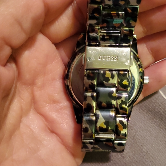 Guess watch - Picture 3 of 4